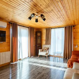  فيلة Eco House Jeo